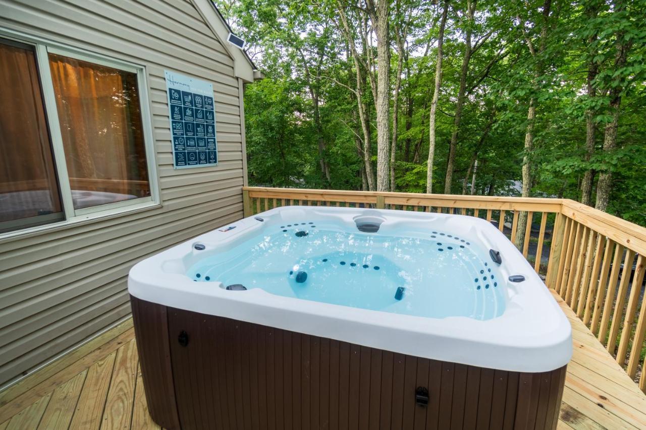 Harmony Hill Stylish 4bd Mountain Retreat, Hot Tub, Games